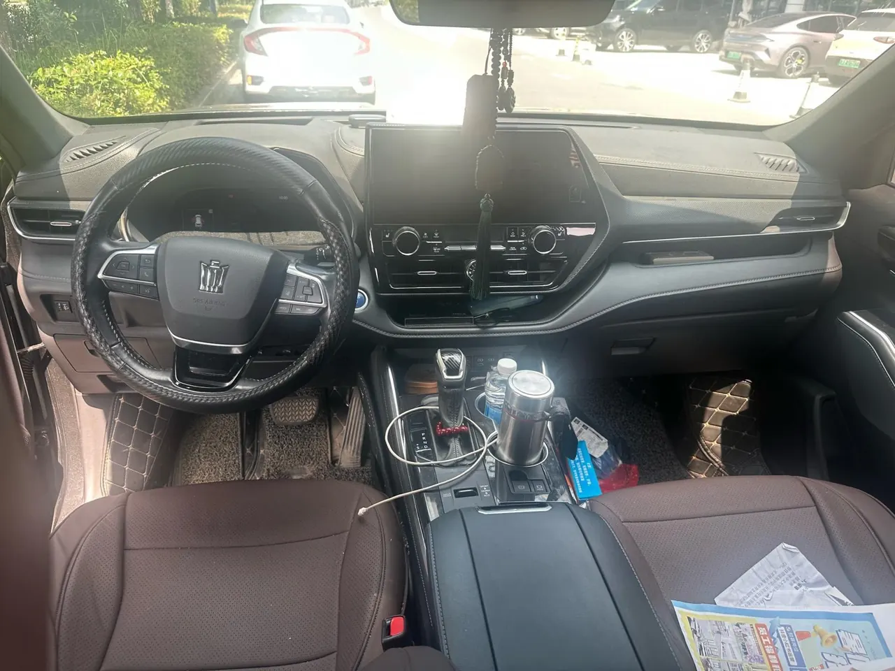 Toyota 2022 Crown Land Release 2.5 Stepless Four-wheel Drive Premium Edition Automatic Gear 6