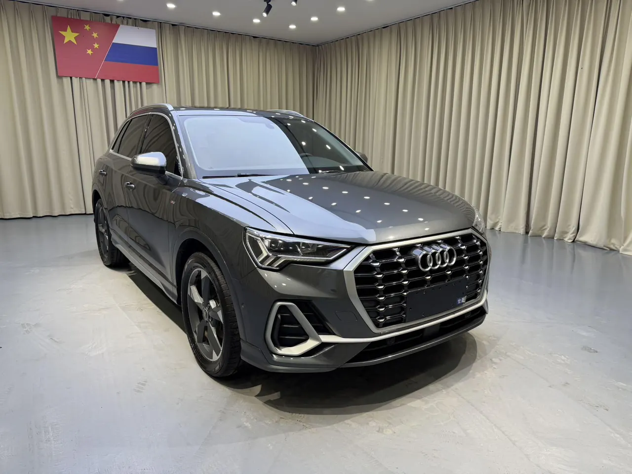 Audi 2022 Q3 1.4TFSI 35TFSI Fashion Dynamic Automatic 3