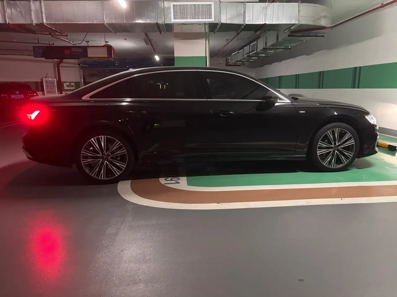 Audi 2026 A6L 2.0TFSI 45TFSI Quattro Selected Dynamic Automatic 6