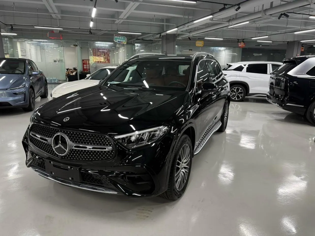 Mercedes Benz 2026 GLC 300 L 4MATIC 48V 2.0T dynamic 5-seat automatic gear - View 1