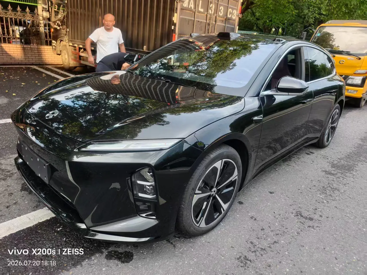 NIO 2026 ET5T 100kWh Touring automatic - View 1