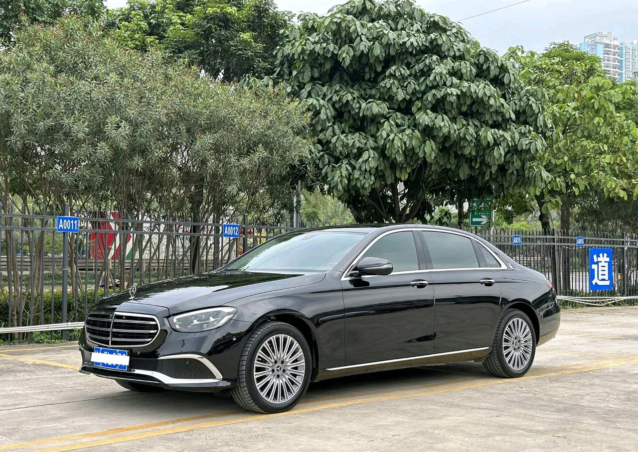 Mercedes Benz E Class 2023 E 300 L 2.0T Luxury Automatic Gear - View 1