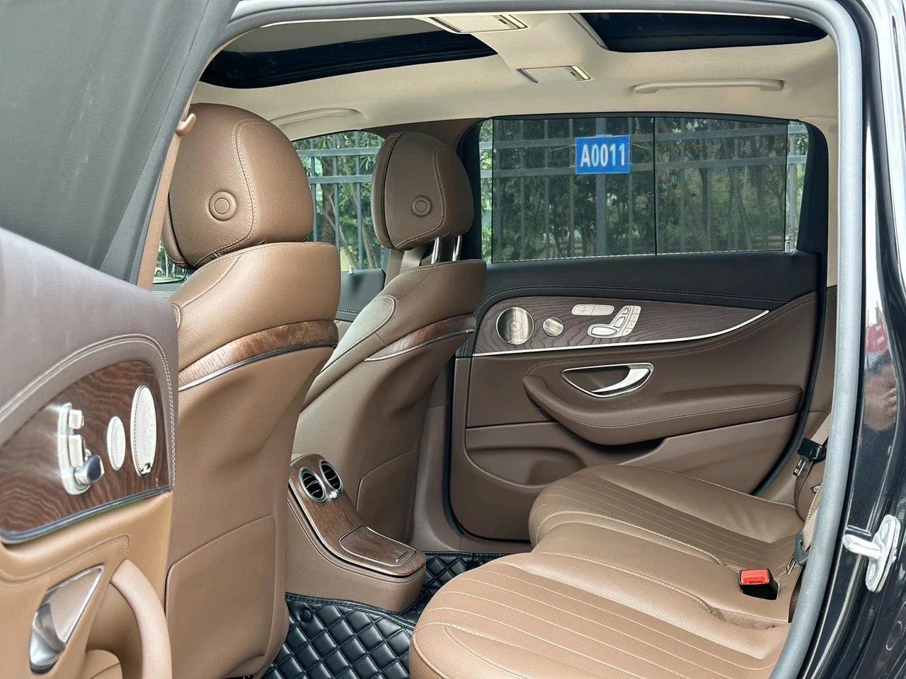 Mercedes Benz E Class 2023 E 300 L 2.0T Luxury Automatic Gear 5