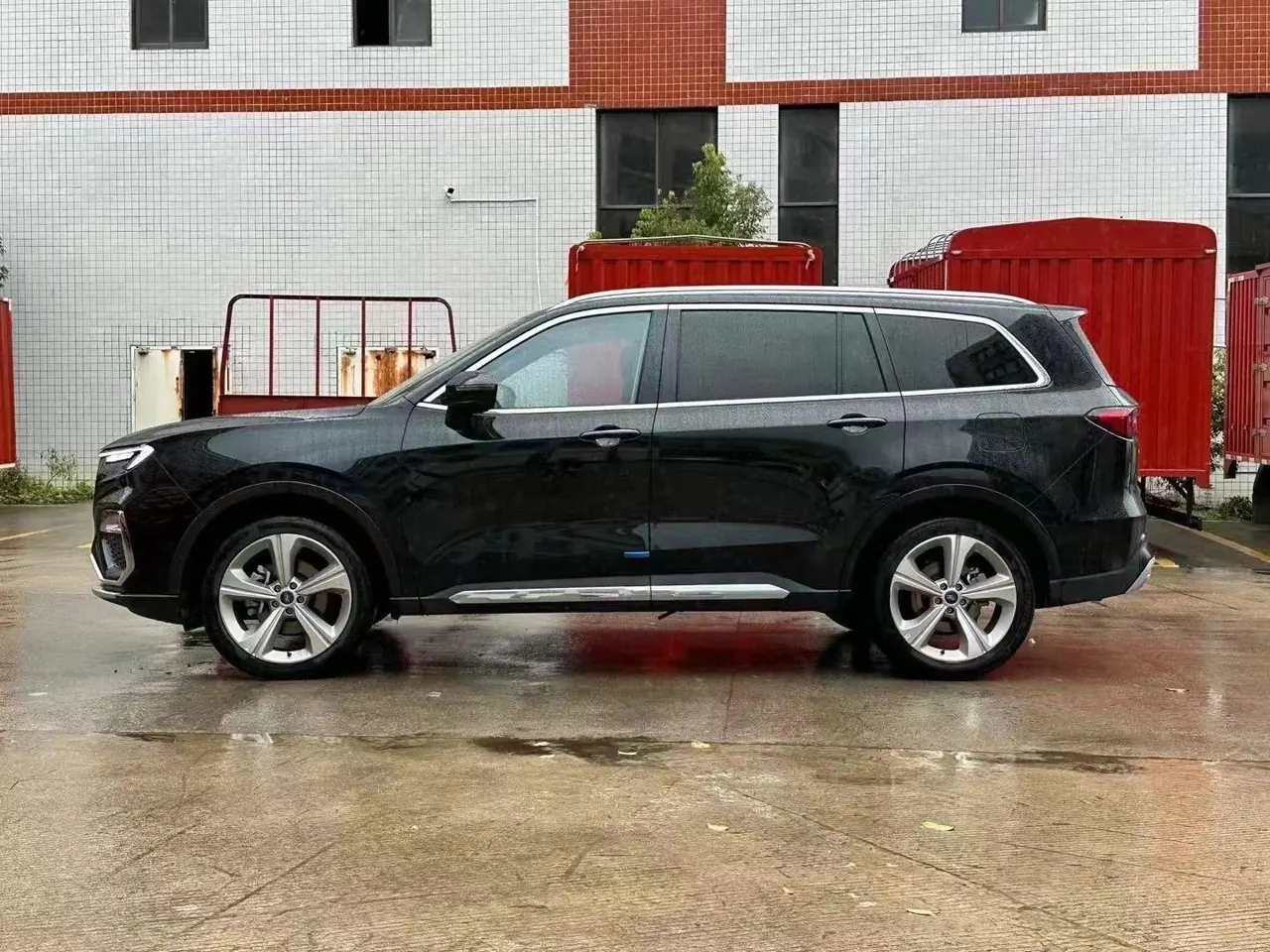 Ford 2021 Lingyu 2.0T EcoBoost 225 Zunling PLUS7 automatic gear 3