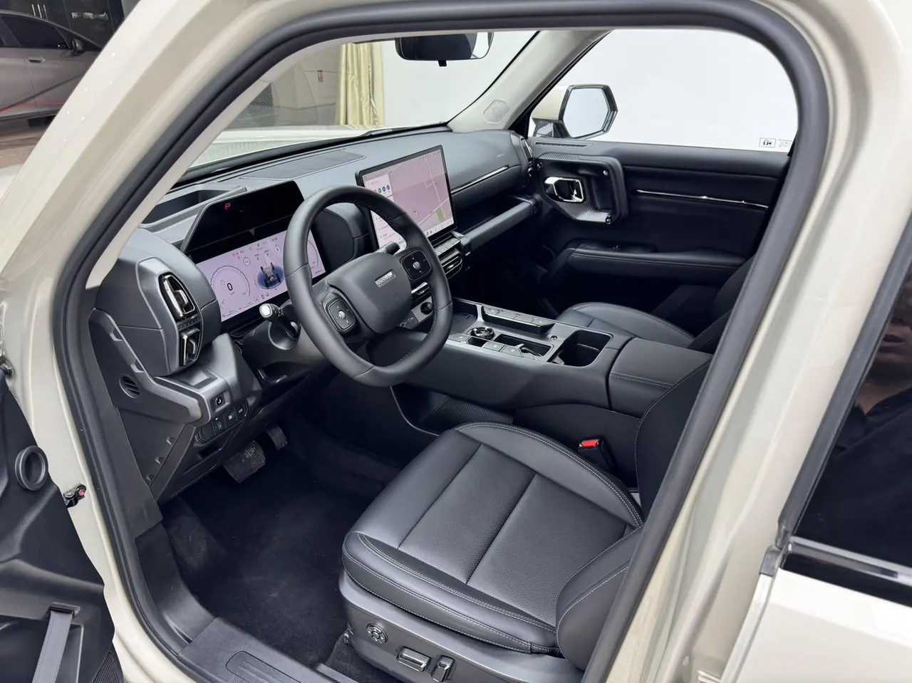 Haval 2026 big dog PLUS Hi4 1.5T 150km tidal wave electric version automatic gear 2