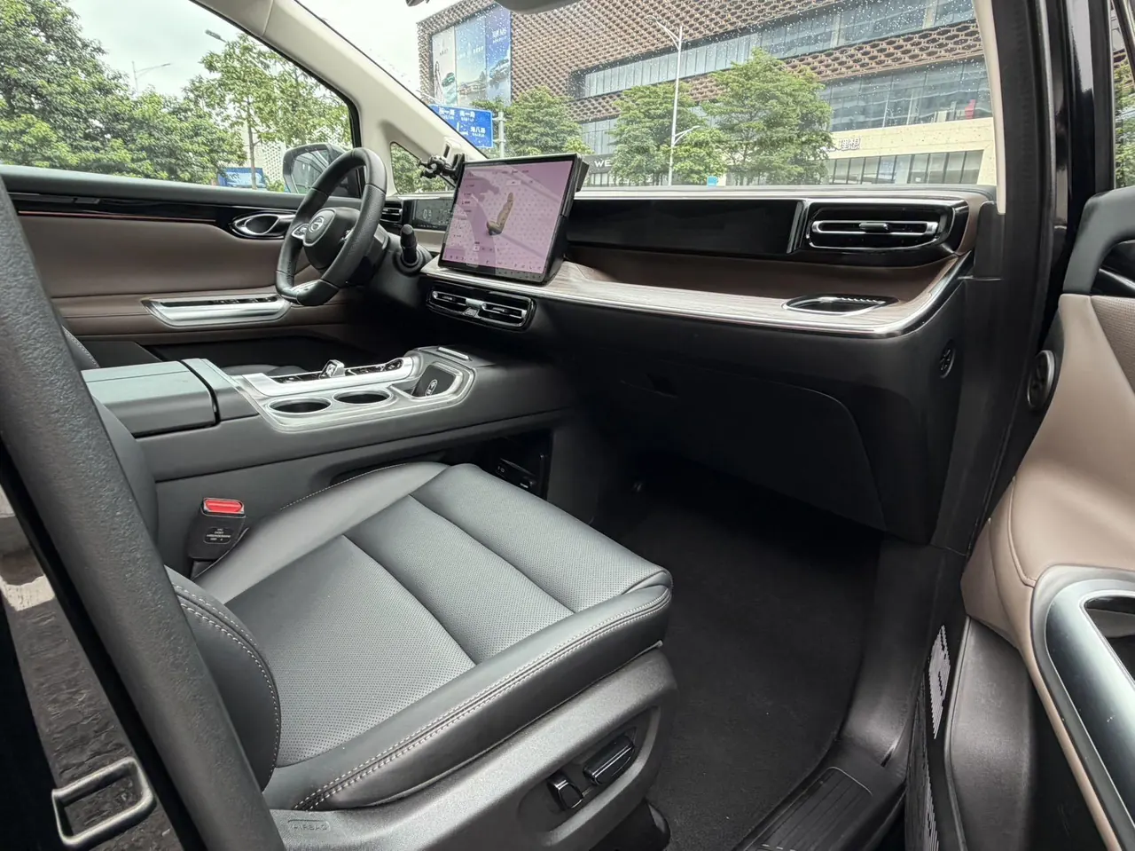 GAC Trumpchi 2024 E8 2.0 150km MAX Automatic Transmission 7