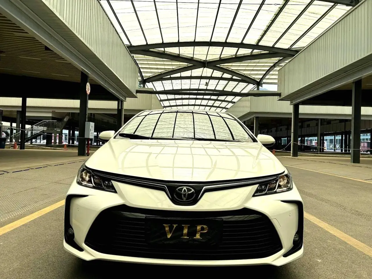 Toyota 2021 corolla 1.2T stepless elite PLUS version of automatic gear 2