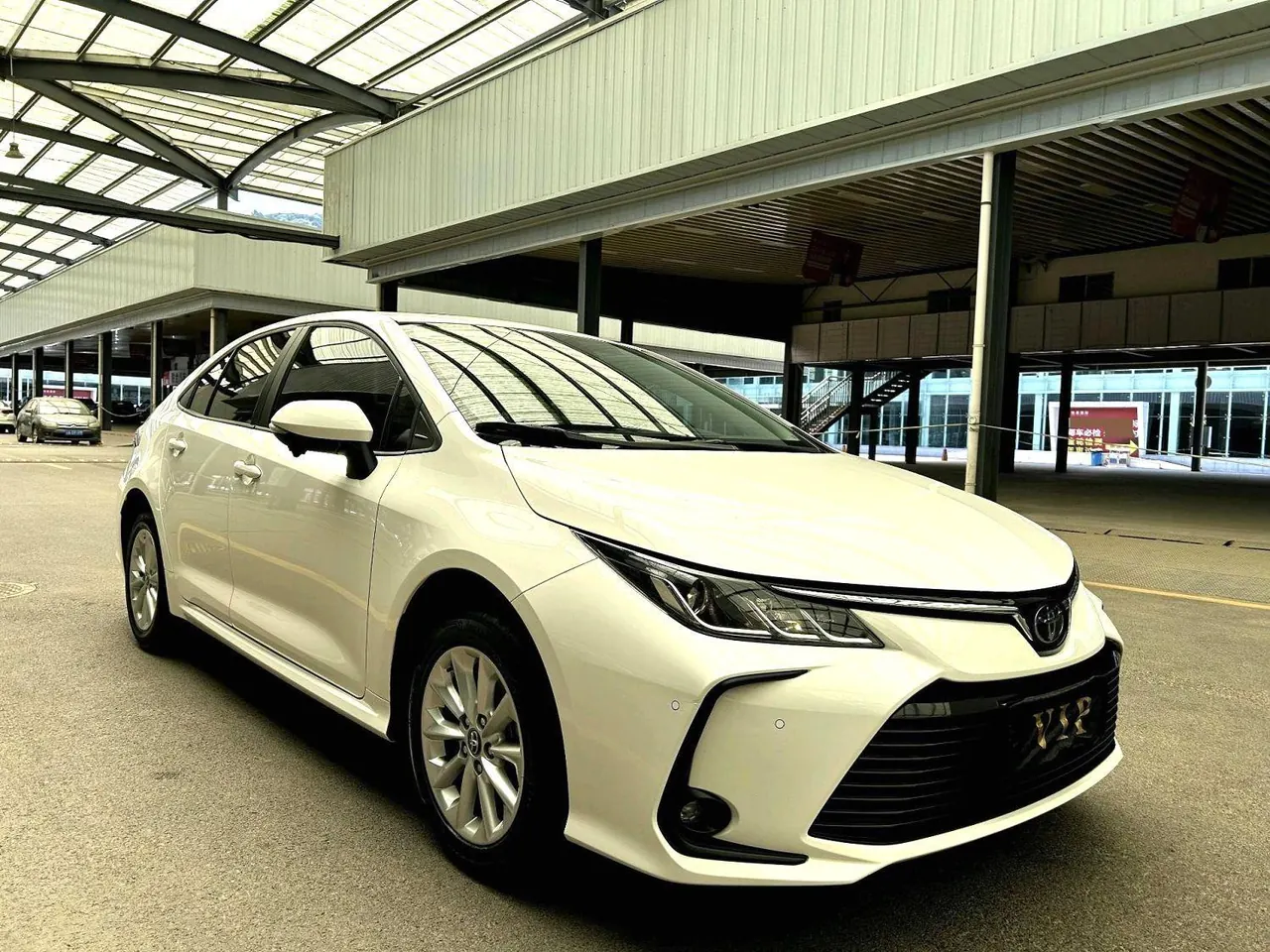 Toyota 2021 corolla 1.2T stepless elite PLUS version of automatic gear 3