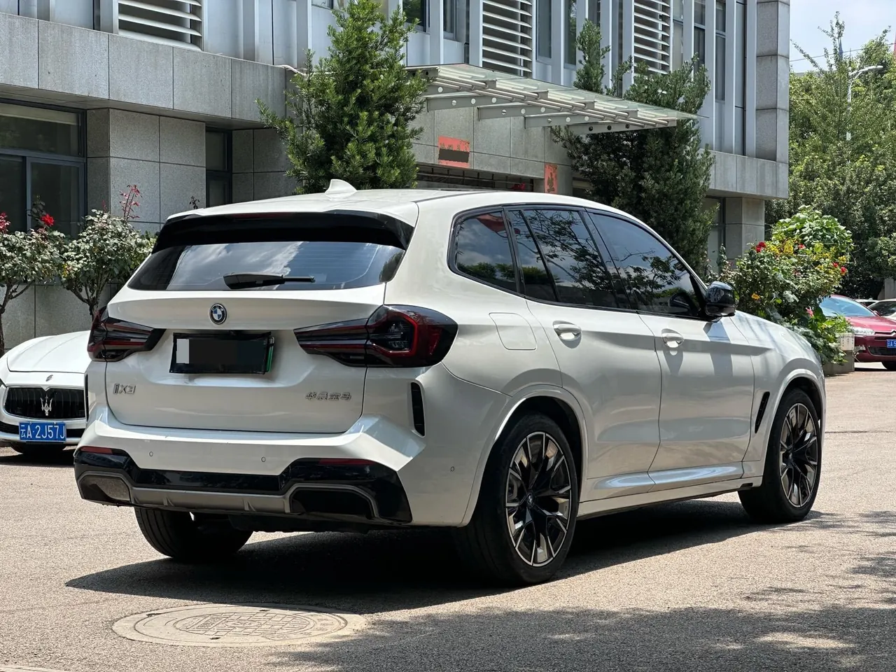 BMW 2022 iX3 Creat Collar Automatic 6