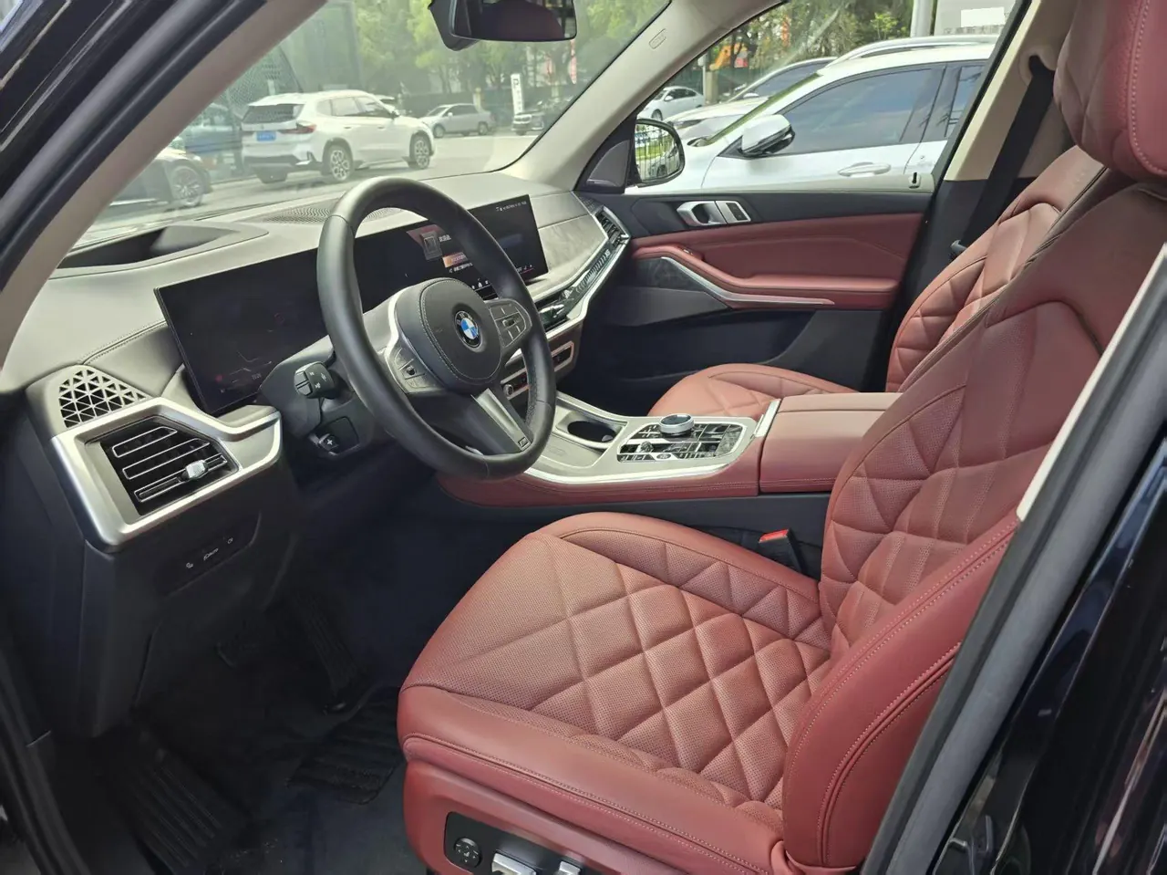BMW 2023 X5 xDrive30Li 48V 2.0T exclusive m sports obsidian night suit automatic gear 3