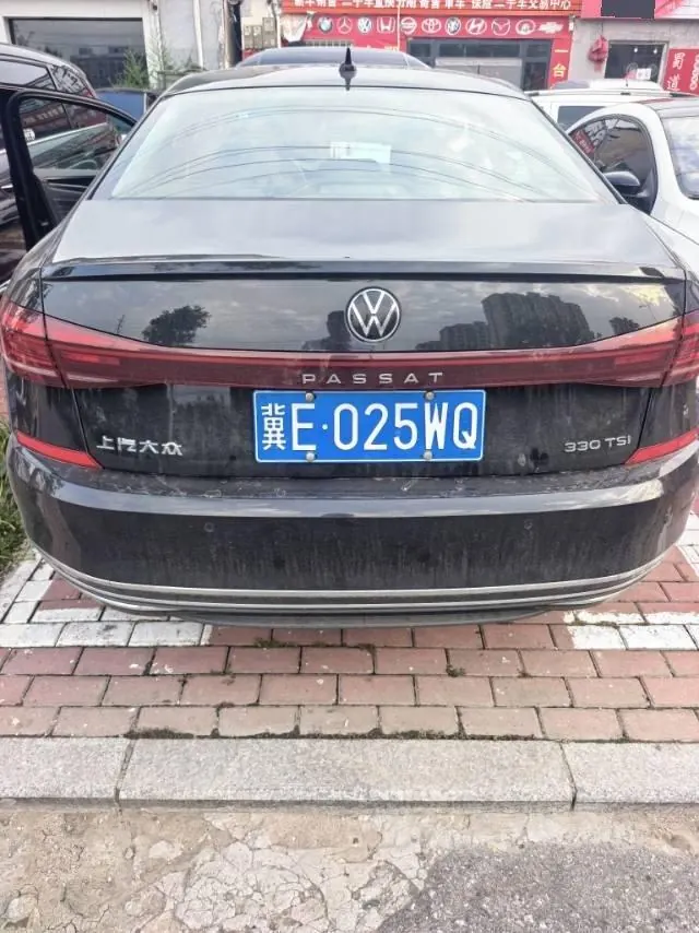 Volkswagen 2022 Passat 2.0TSI 330TSI Star Premium Edition Automatic Gear 5