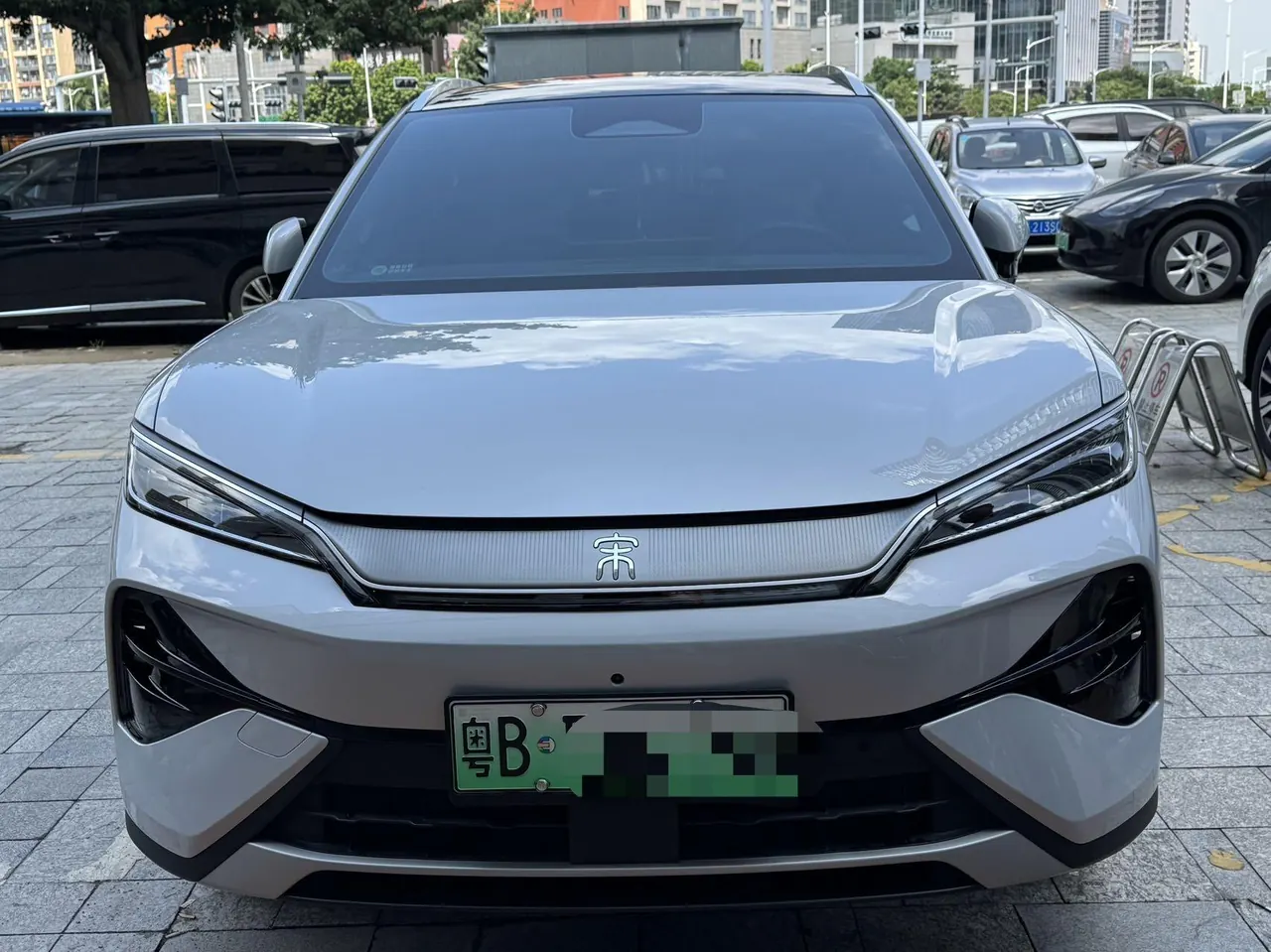 BYD 2026 Song Ultra EV 710KM Exceed Automatic Transmission 2