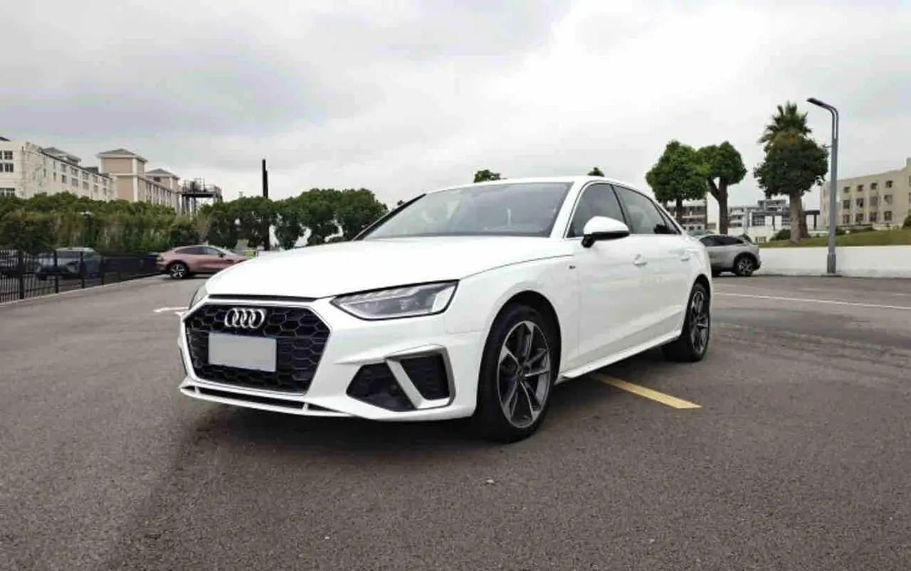 Audi 2024 A4L 2.0TFSI 40TFSI Fashion Dynamic Automatic - View 1