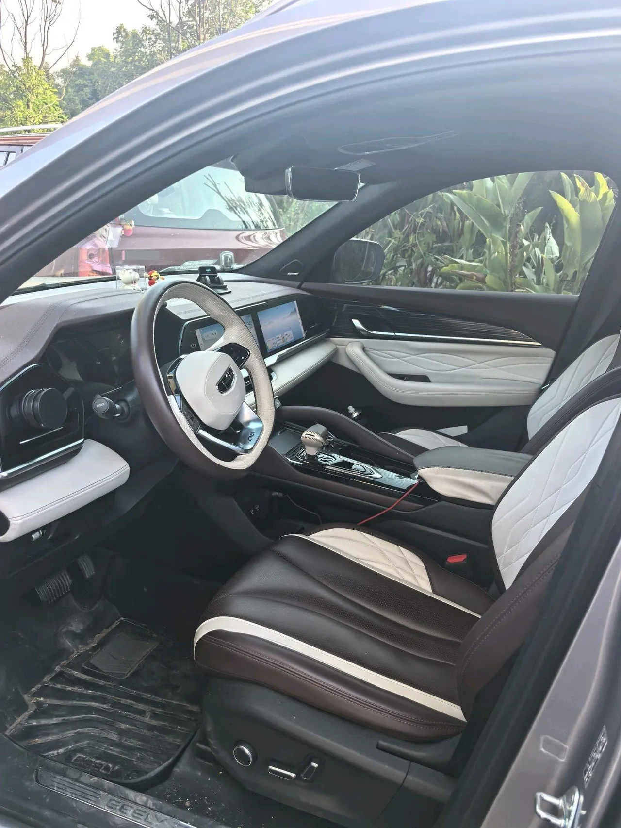 Geely 2021 XingyueL (Monjaro) 2.0TD EVO Two-Drive Flagship Automatic Gear 5