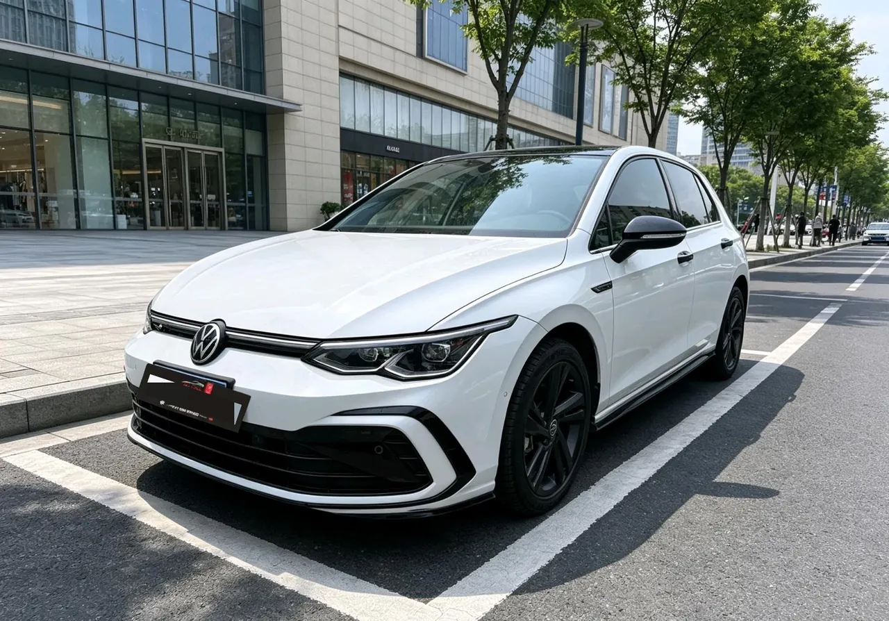 Volkswagen 2021 Golf 8 R-Line 1.4TSI 280TSI Automatic - View 1