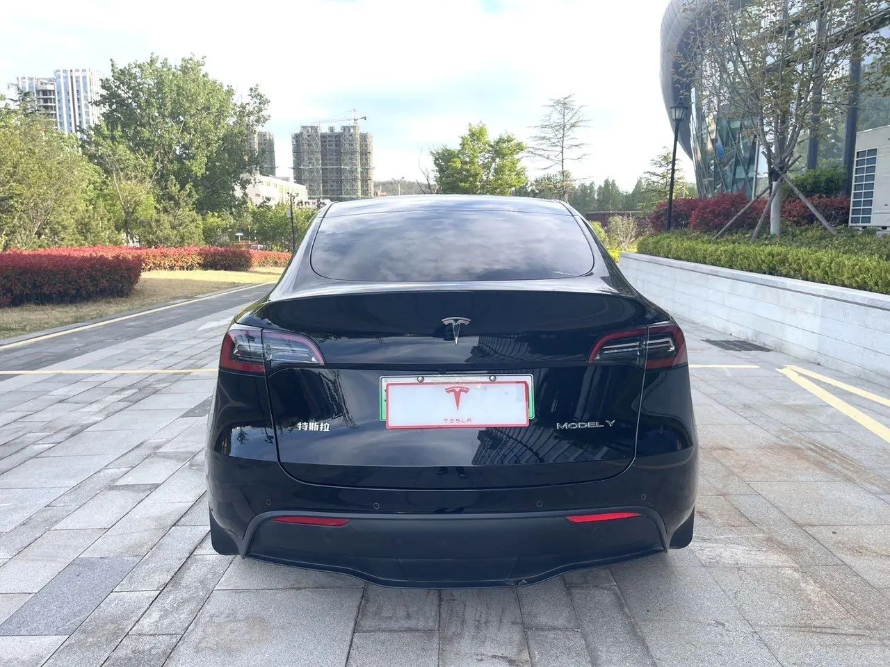 Tesla 2022 Model Y rear-wheel drive version (facelift) automatic gear 4