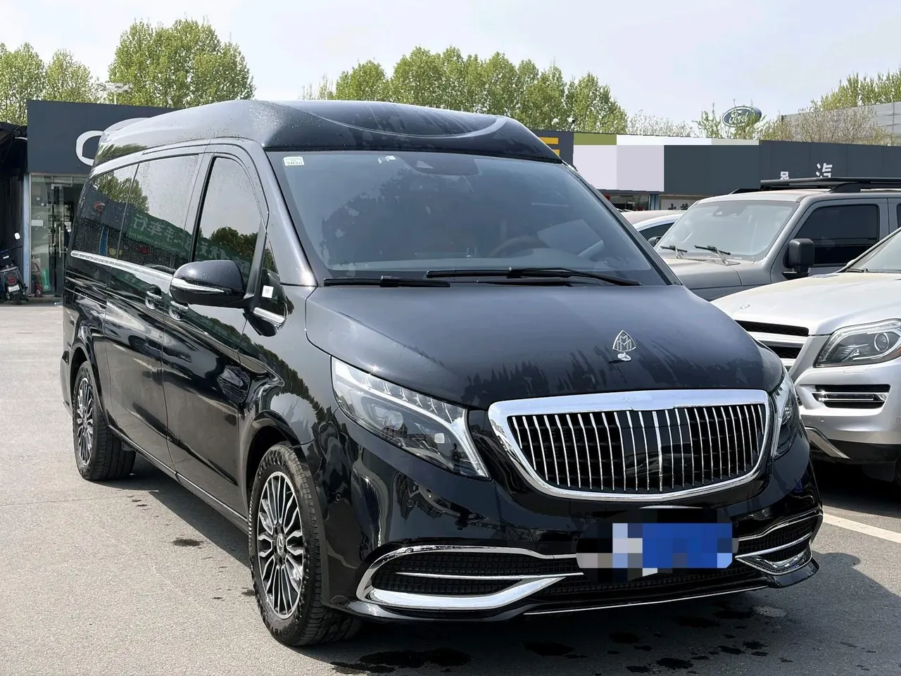 Mercedes Benz V 2021V 260 L 2.0T Premium Edition Automatic Gear 2