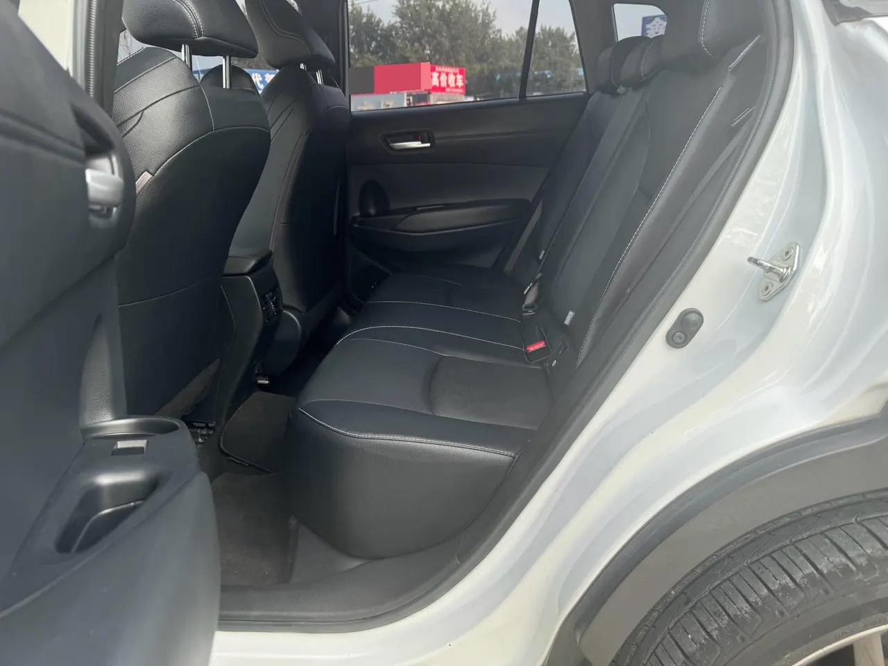 Toyota 2022 Front Landa 2.0 Stepless Luxury PLUS Edition Automatic Gear 5