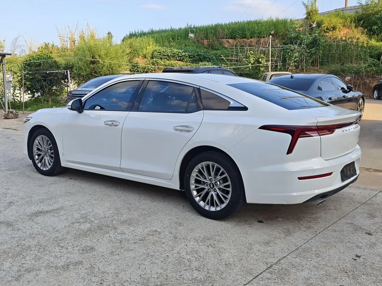 Bestune 2022 B70 1.5T Pleasant Automatic Gear 5