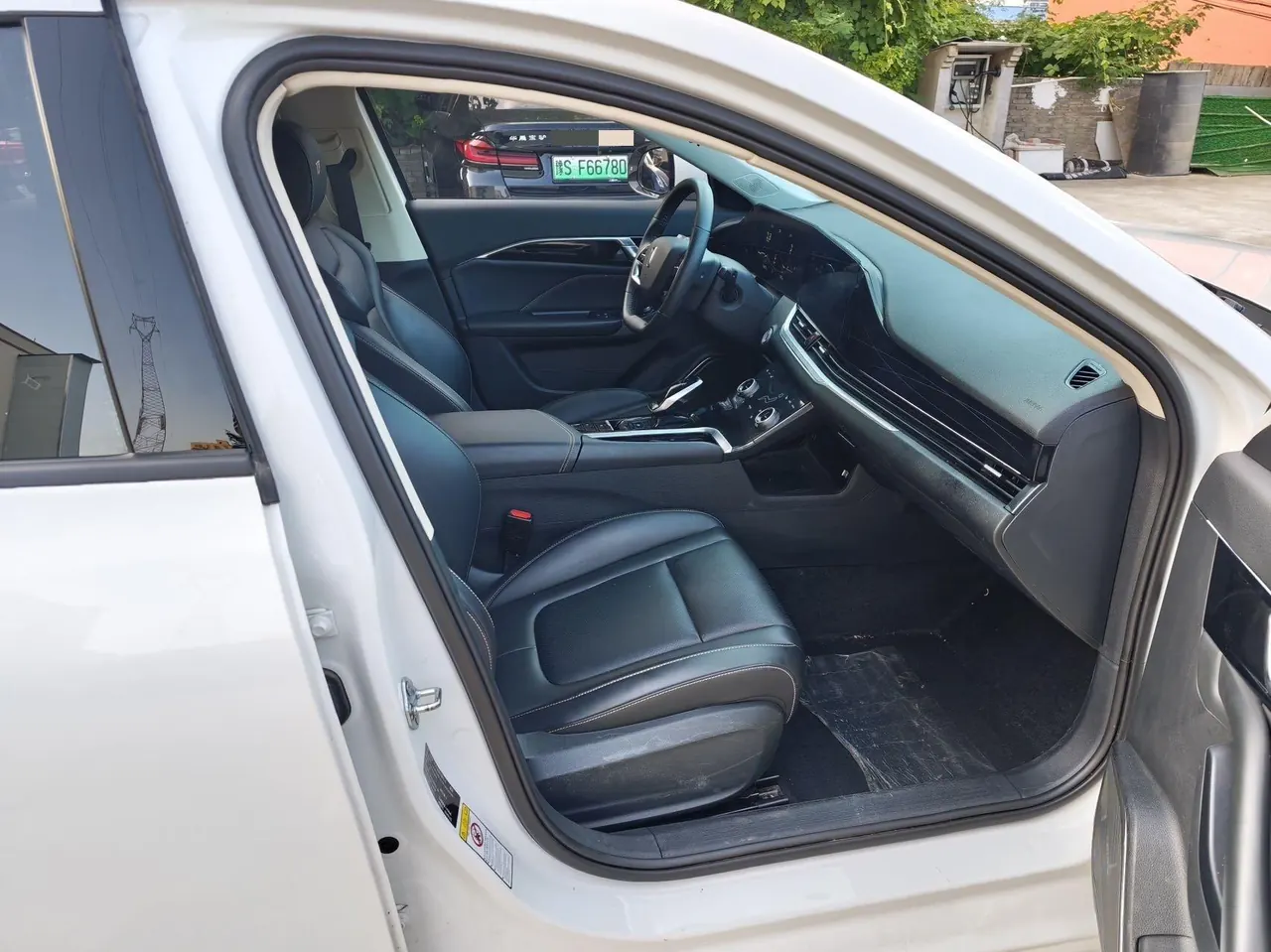 Bestune 2022 B70 1.5T Pleasant Automatic Gear 9