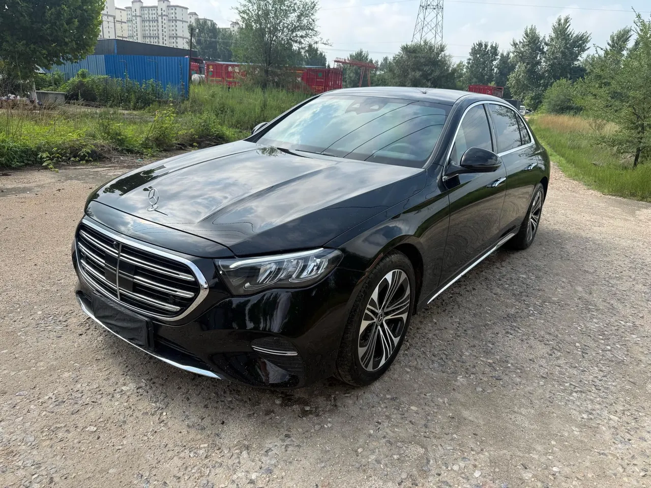 Mercedes Benz E-Class 2026 model E 300 L 48V 2.0T Luxury Edition Automatic - View 1
