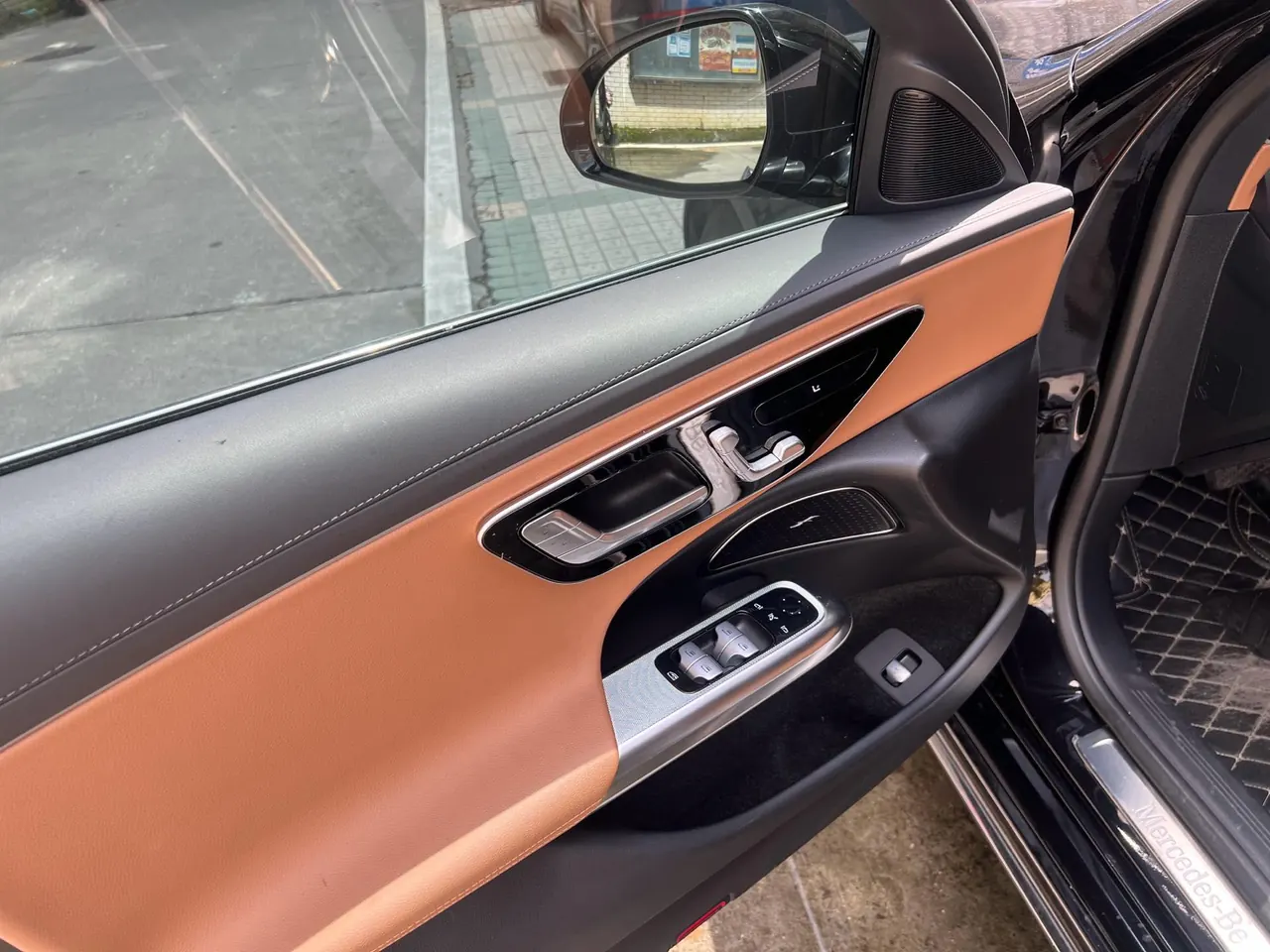 Mercedes Benz E Class 2024 E 260 L 48V 2.0T Automatic 9