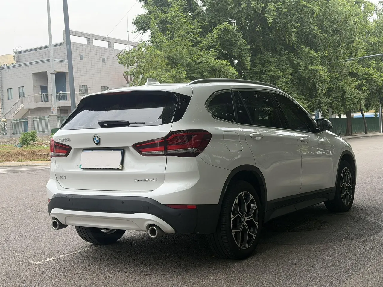 BMW 2022 X1 sDrive25Li 2.0T Leading Automatic Gear 9