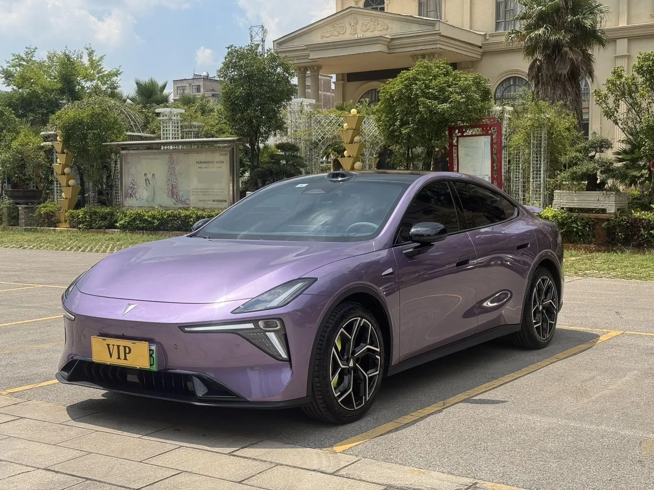 Open image lightbox: ChangAn Deepal 2026 L 06 560Ultra Laser Edition Automatic Gear