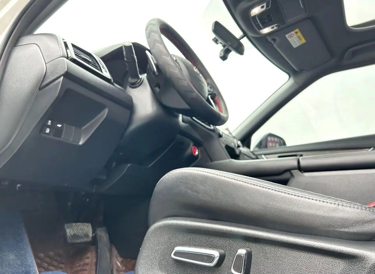 Honda 2023 UR-V 2.0T 370TURBO 4-wheel drive exclusive automatic gear 6