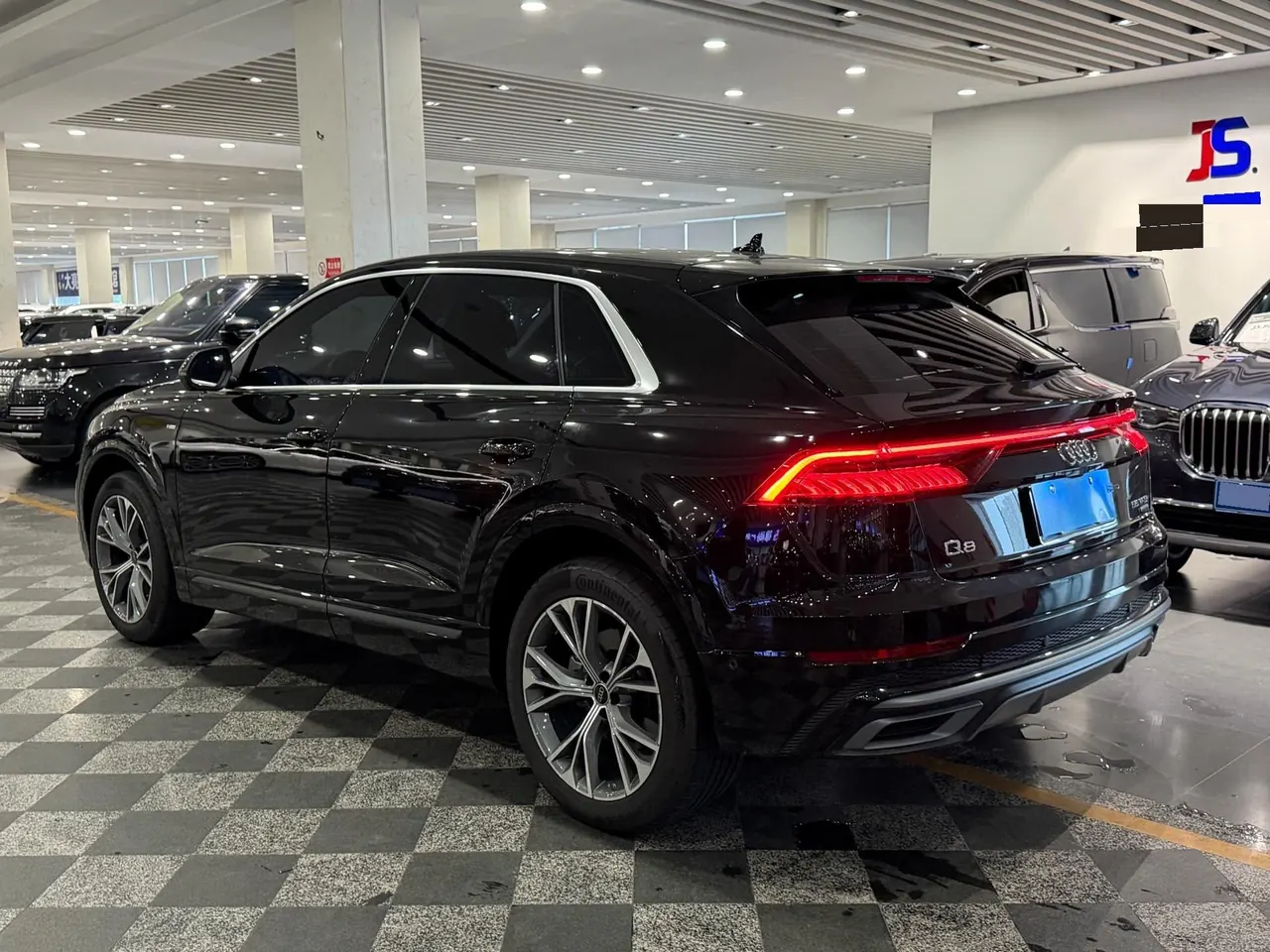 Audi Q8 (Imported) 2023 Q8 48V 3.0TFSI 55TFSI Luxury Dynamic Automatic Gear 4