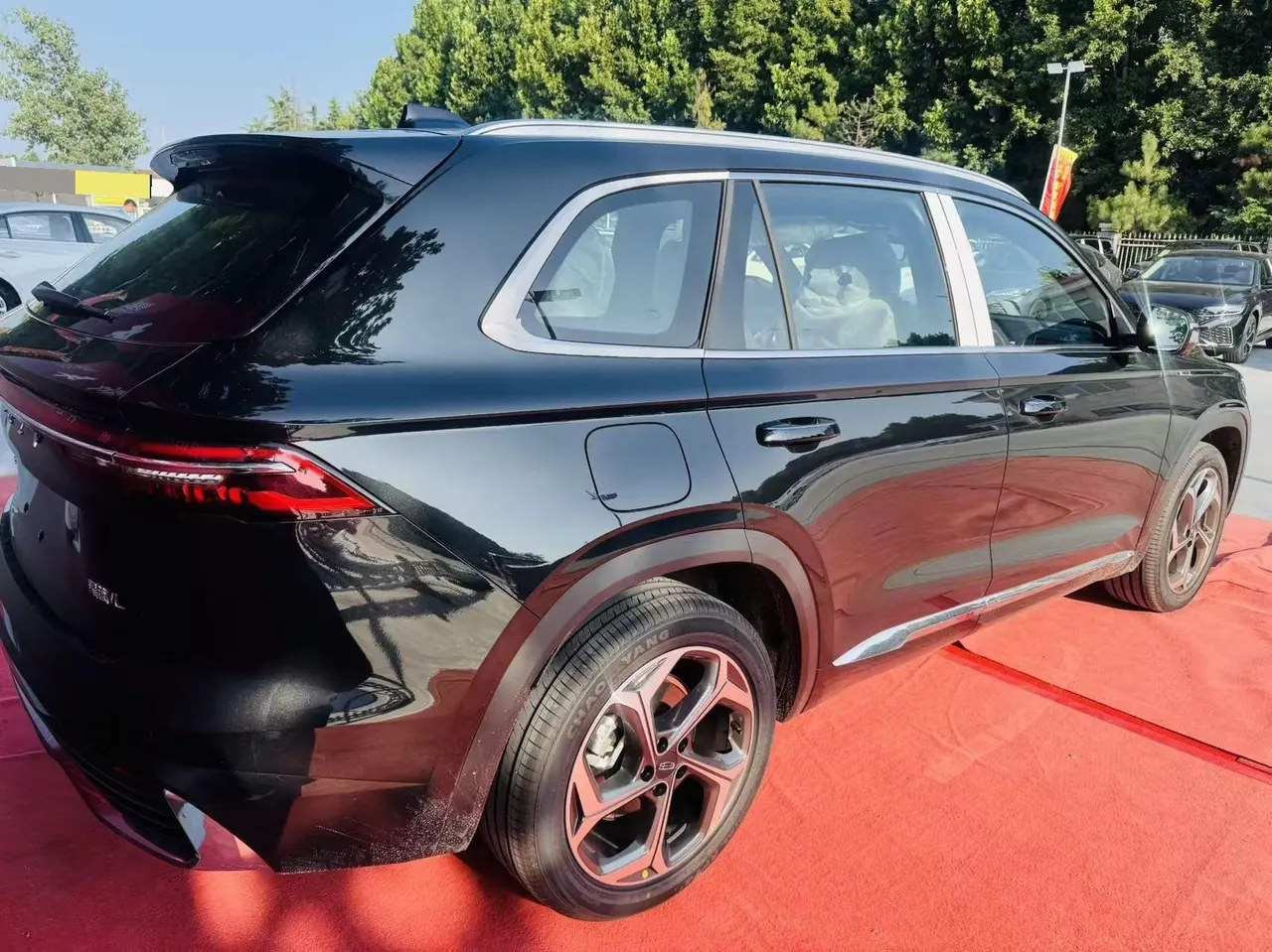 Geely 2026 XingyueL (Monjaro) 2.0TD Changfeng Mountain Version Automatic Gear 4