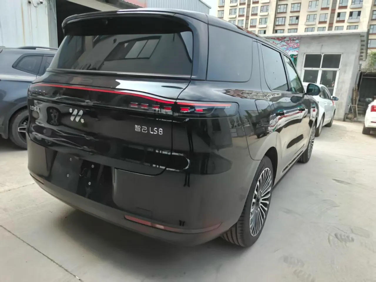 IM 2026 IM LS8 52 Max Technology Flagship Big Five Automatic Gear 4