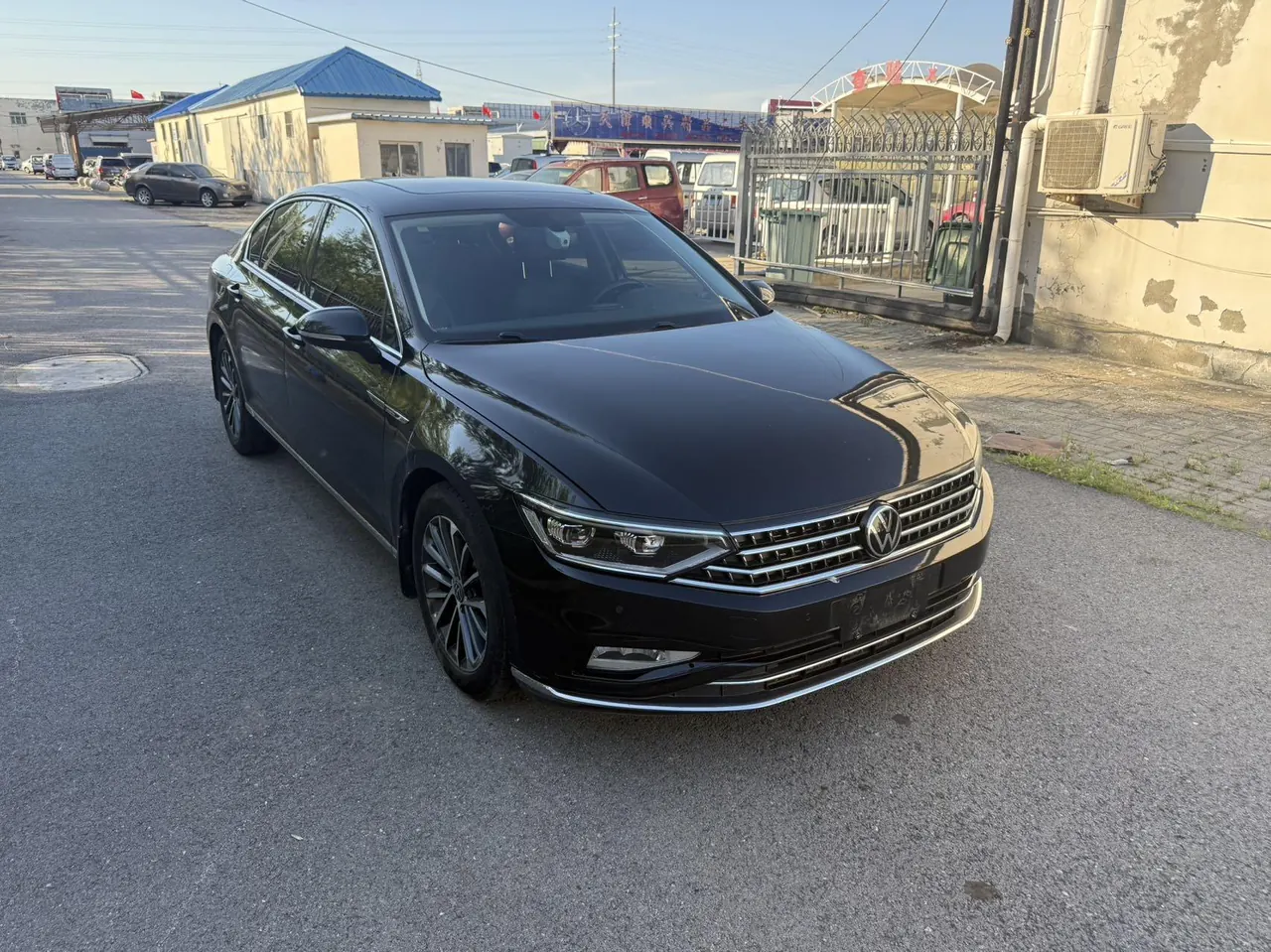 Volkswagen 2020 Magotan 2.0TSI 330TSI luxury automatic transmission 3