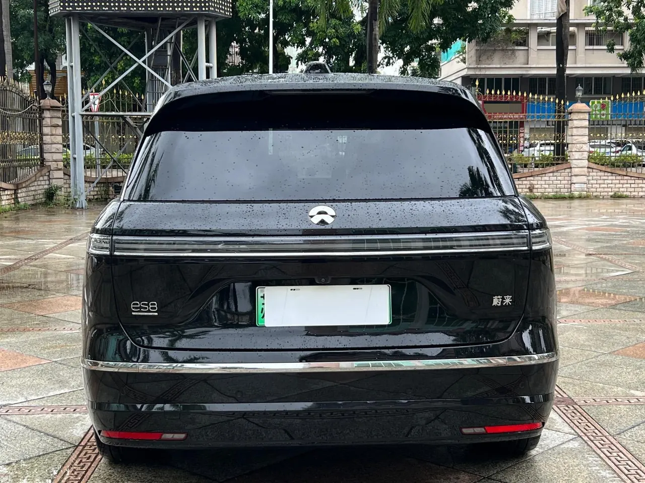 NIO 2026 ES8 6‑Seater Executive Signature Edition Automatic Transmission 5