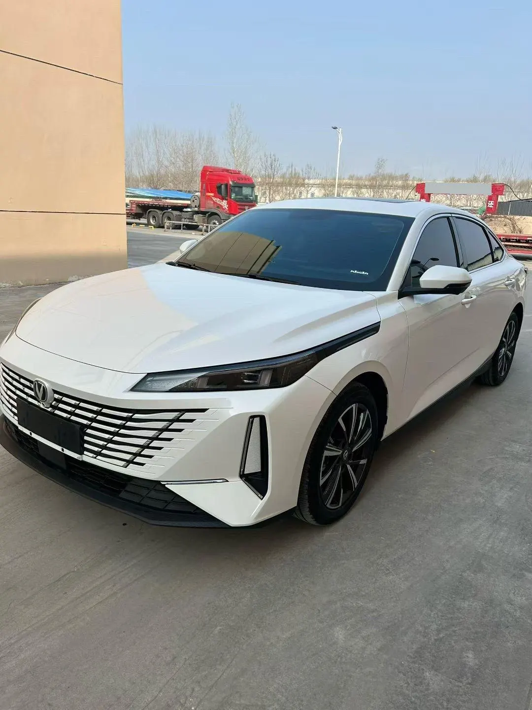 ChangAn 2025 Yidong 1.5T Blue Whale 500Bar Honorable Automatic Gear - View 1