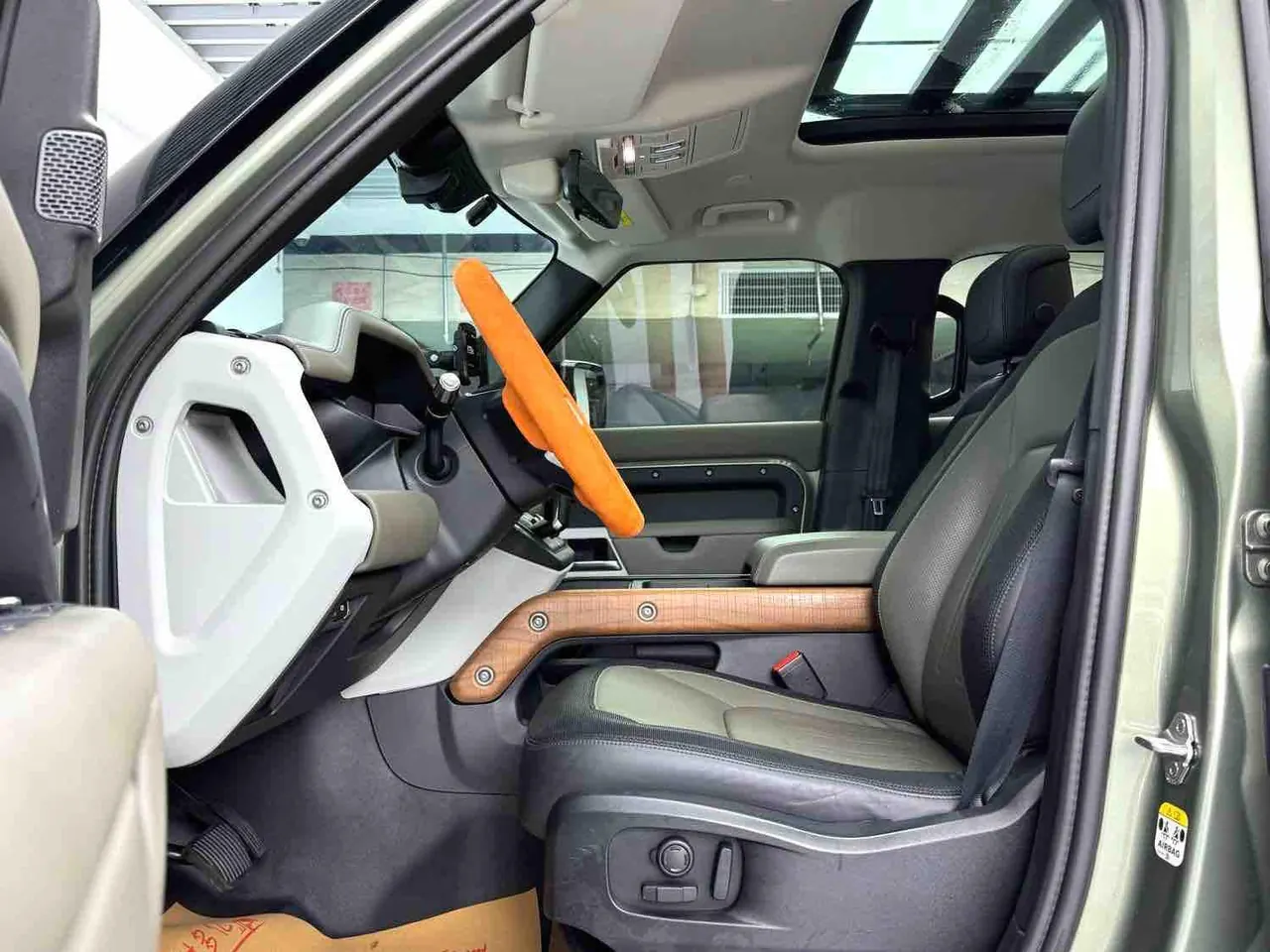 Land Rover Guard (Imported) 2022 Guard 110 48V 3.0T P400 X-DYNAMIC HSE Automatic Gear 5