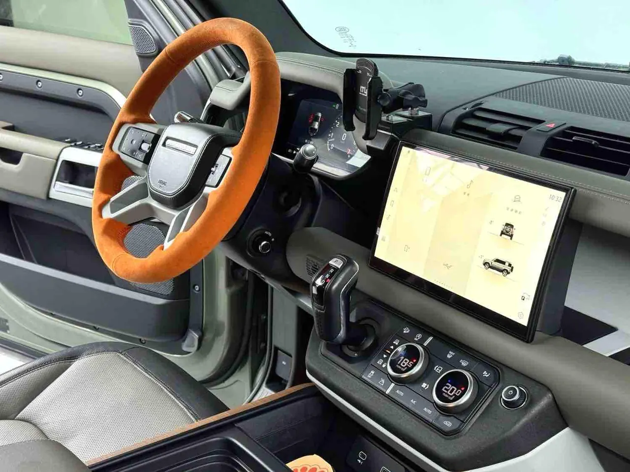 Land Rover Guard (Imported) 2022 Guard 110 48V 3.0T P400 X-DYNAMIC HSE Automatic Gear 6