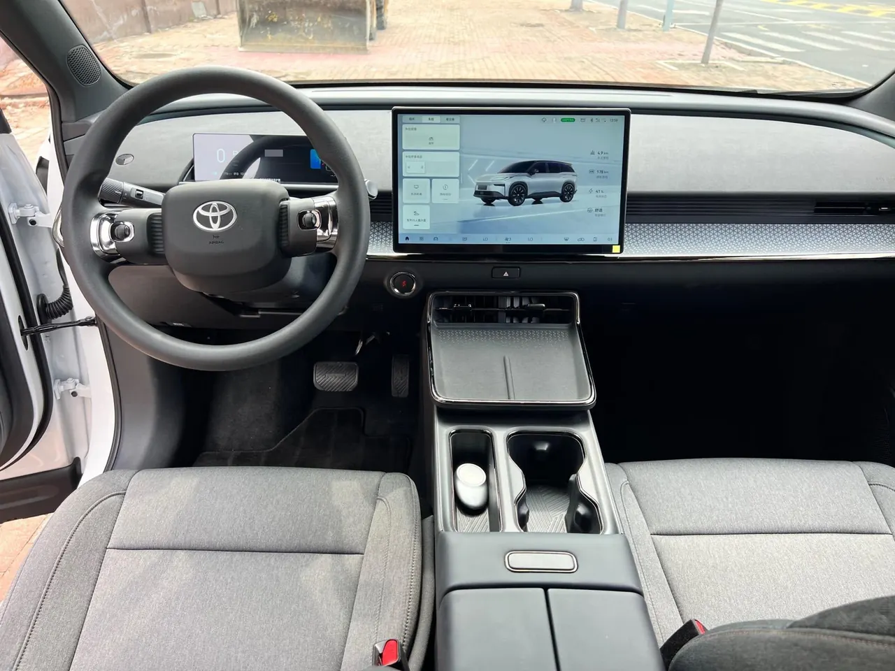 Toyota 2026 platinum wisdom 3X 430 Air automatic gear 11