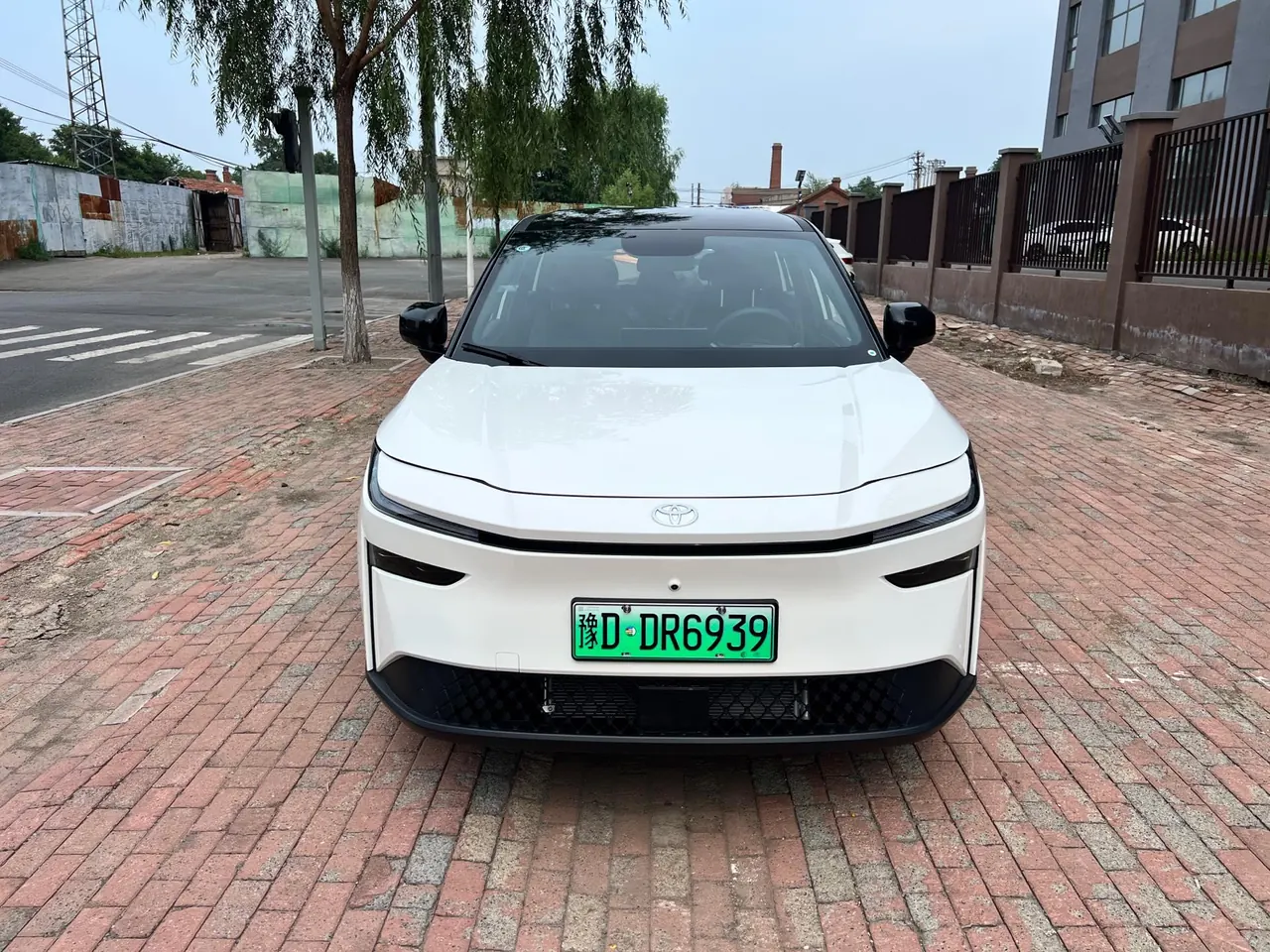 Toyota 2026 platinum wisdom 3X 430 Air automatic gear 2
