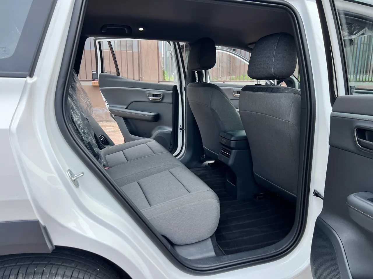 Toyota 2026 platinum wisdom 3X 430 Air automatic gear 9