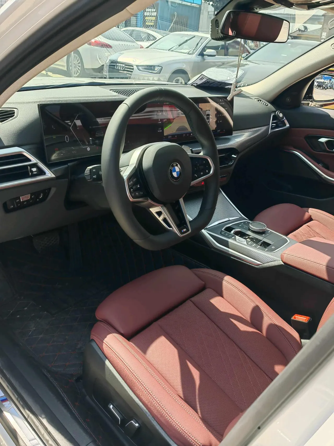BMW 3 Series 2026 330Li 2.0T M Sports Obsidian Night Suit Automatic Gear 5