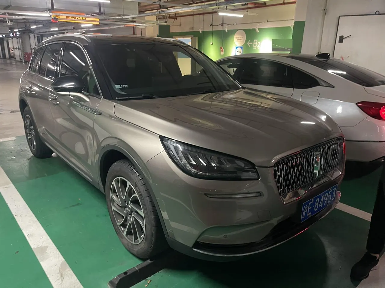 Lincoln 2021 adventurer 2.0T two-wheel drive Zunyue version automatic gear 2