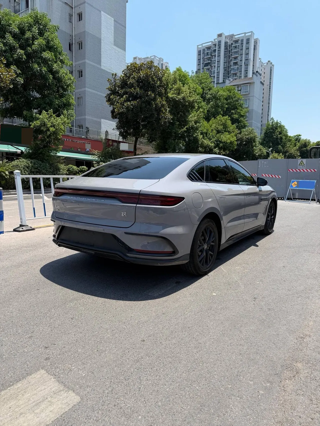 BYD 2025 Chinese DM-i 1.5T stepless 125KM elite automatic gear 7