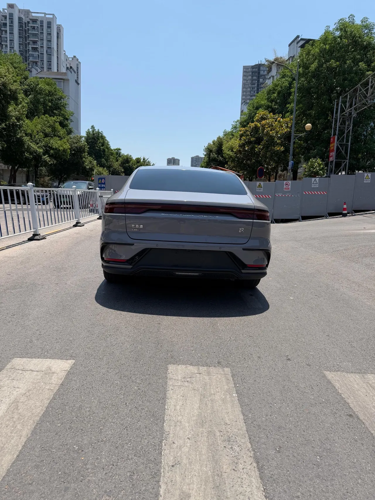 BYD 2025 Chinese DM-i 1.5T stepless 125KM elite automatic gear 9