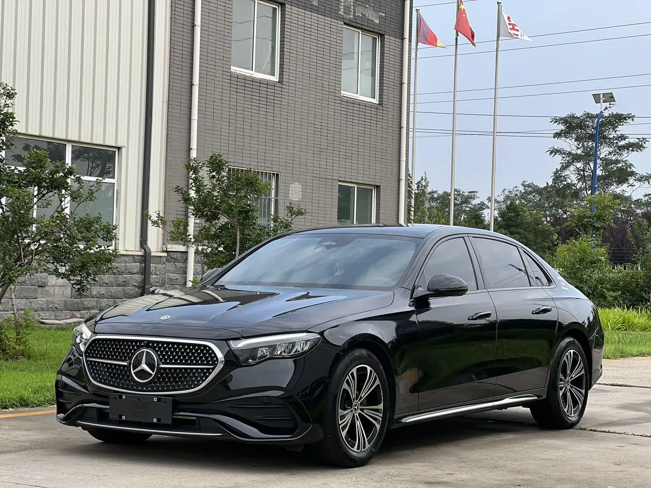 Mercedes Benz E Class 2024 E 260 L 48V 2.0T Sports Automatic - View 1