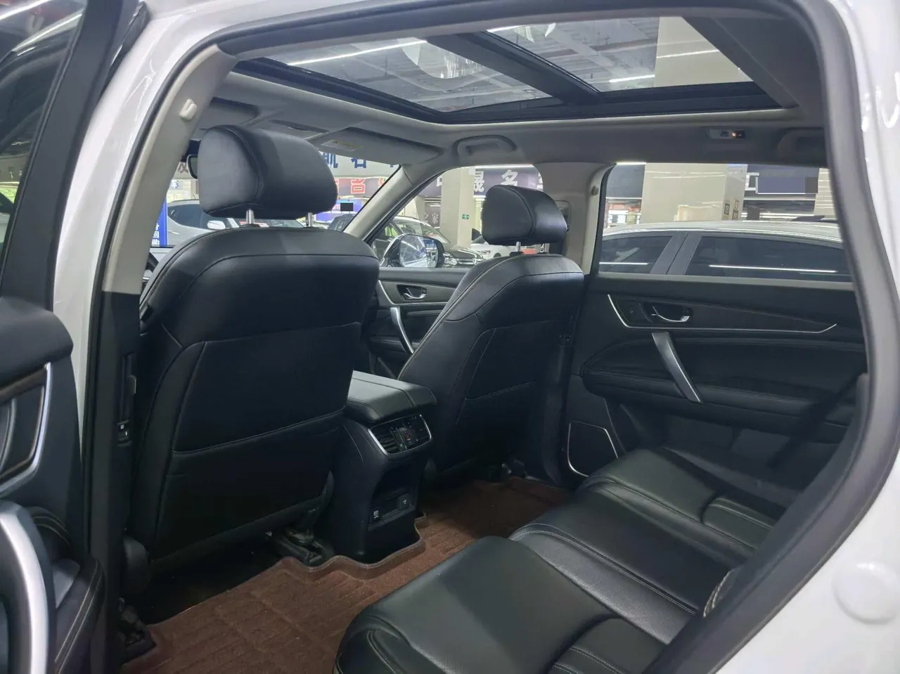 Honda 2020 Crown Road 2.0T 370TURBO Four-wheel Drive Premium Edition Automatic Gear 5