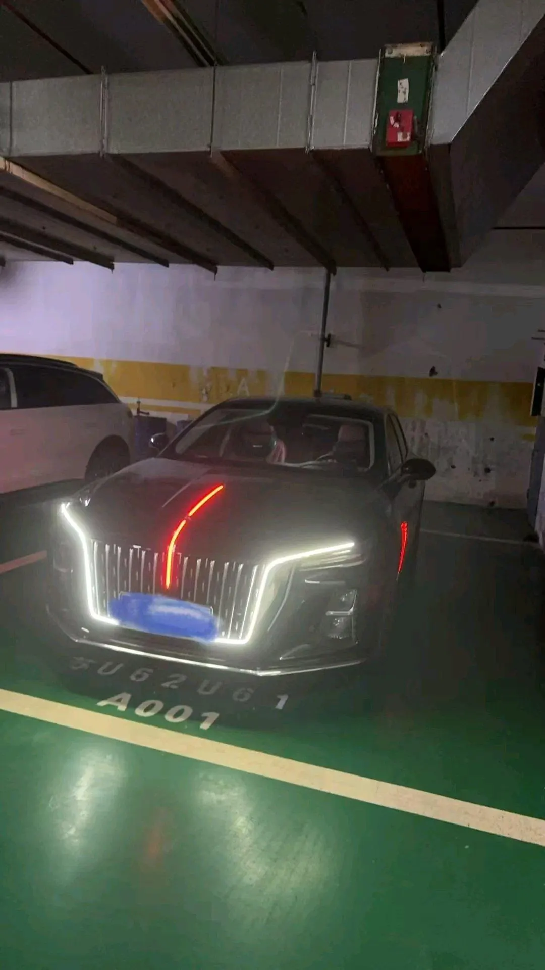 HongQi 2025 H5 2.0T Flag Chang 500000 Commemorative Automatic Gear 2