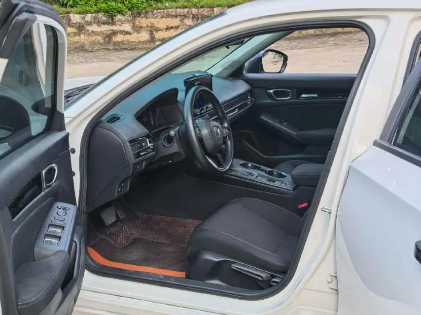 Honda 2023 Civic 1.5T CVT 240TURBO Sporty Edition Automatic 6