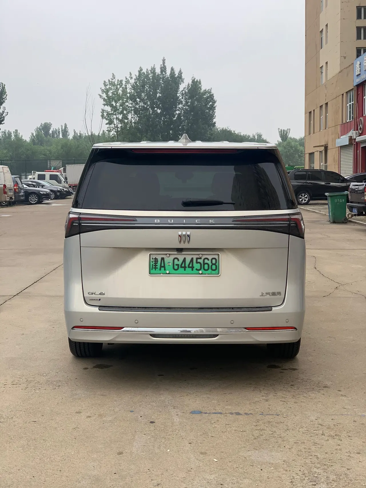 Buick 2025 GL8 Lu Shang 1.5T Smart Edition 7-seat Automatic Gear 7