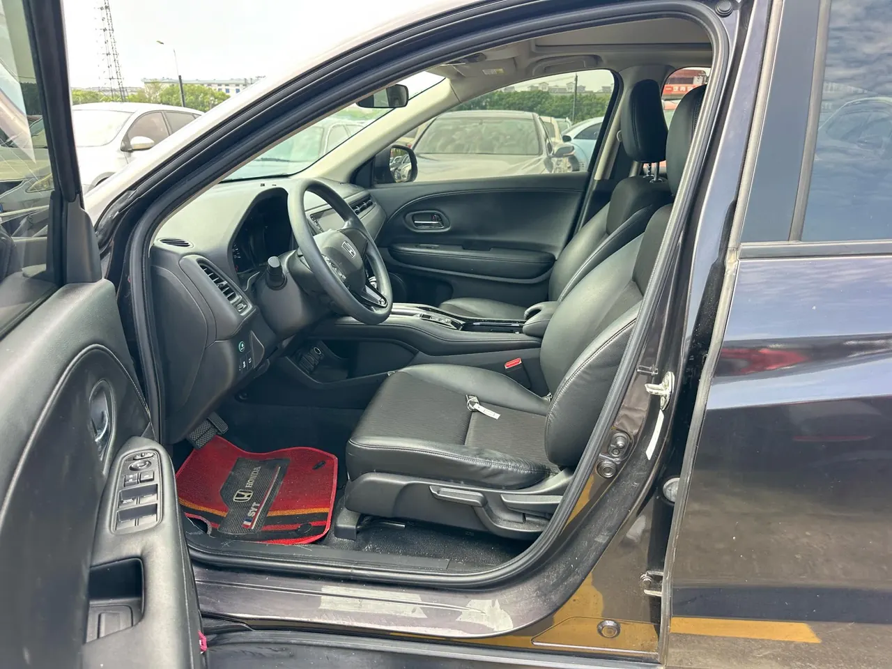 Honda 2020 Binzhi 1.5 stepless luxury automatic transmission 3